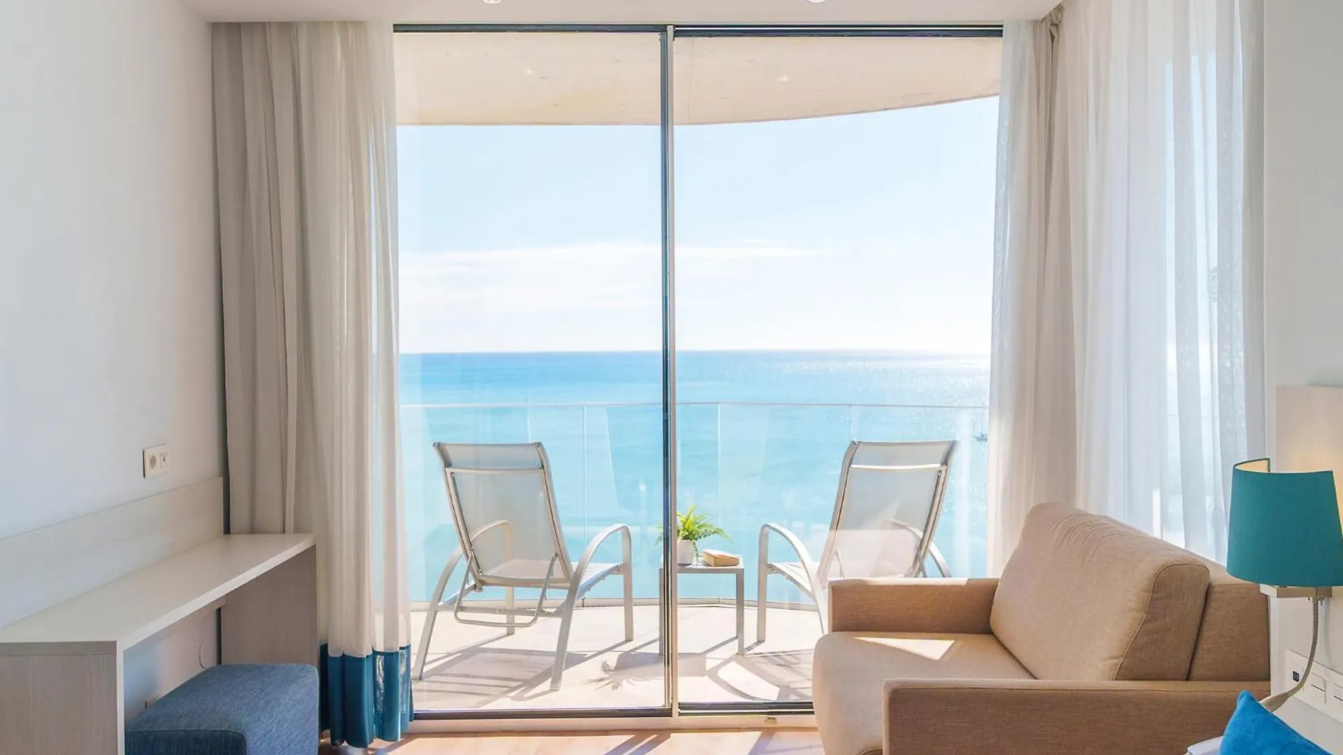 Spirit Hotel Benalmadena Beach 4*,